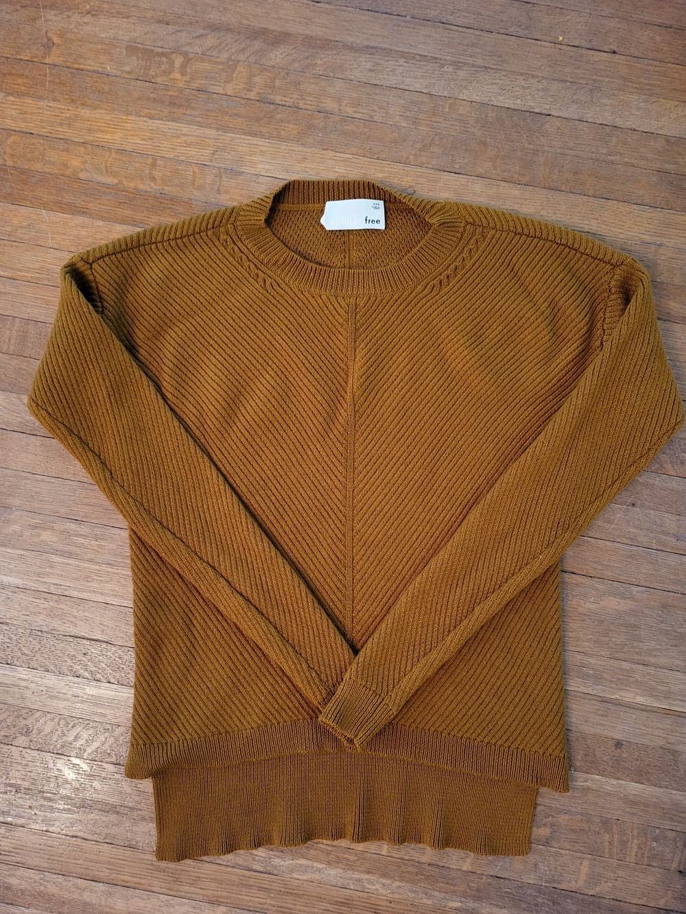 Wilfred Aritzia Women's Ribbed Crewneck Sweater - Camel Brown